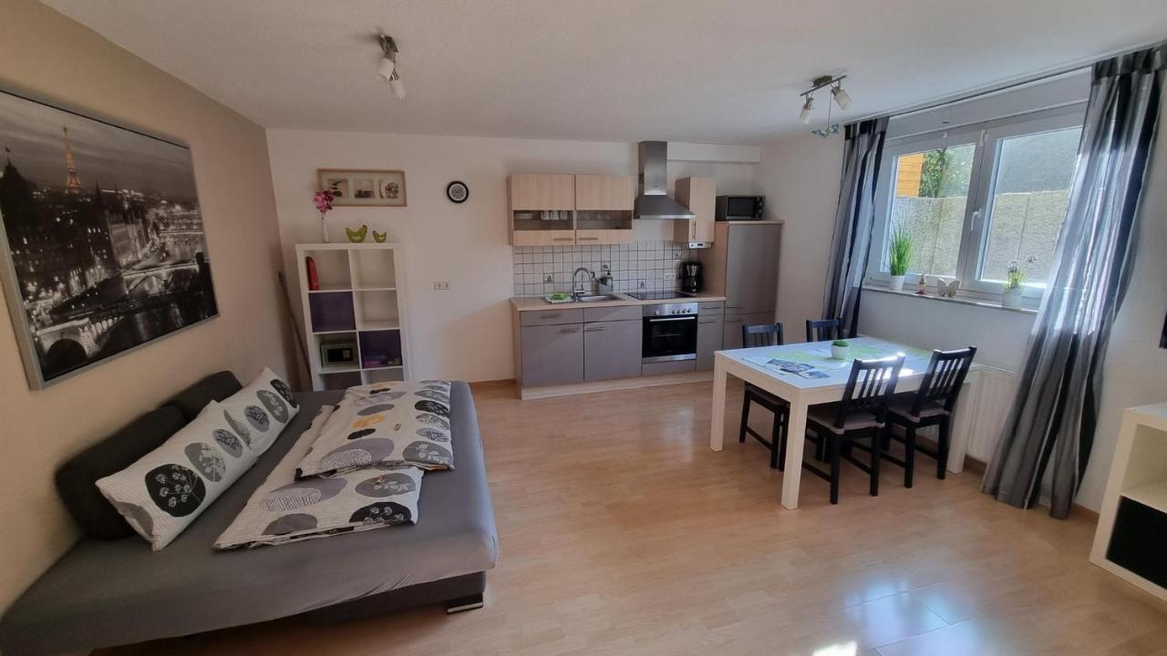 Ferienwohnung Tischler รูสท์ ภายนอก รูปภาพ