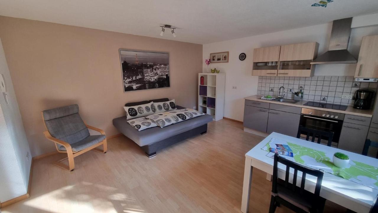 Ferienwohnung Tischler รูสท์ ภายนอก รูปภาพ
